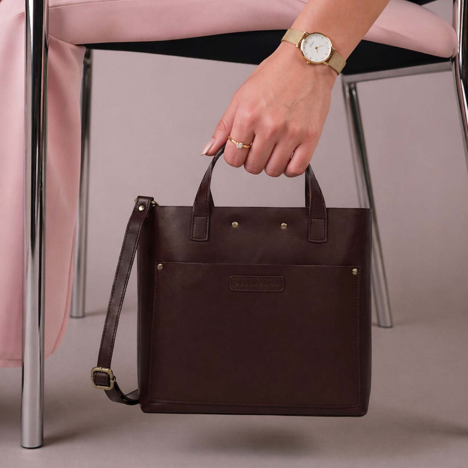 #Color_Chocolate Brown