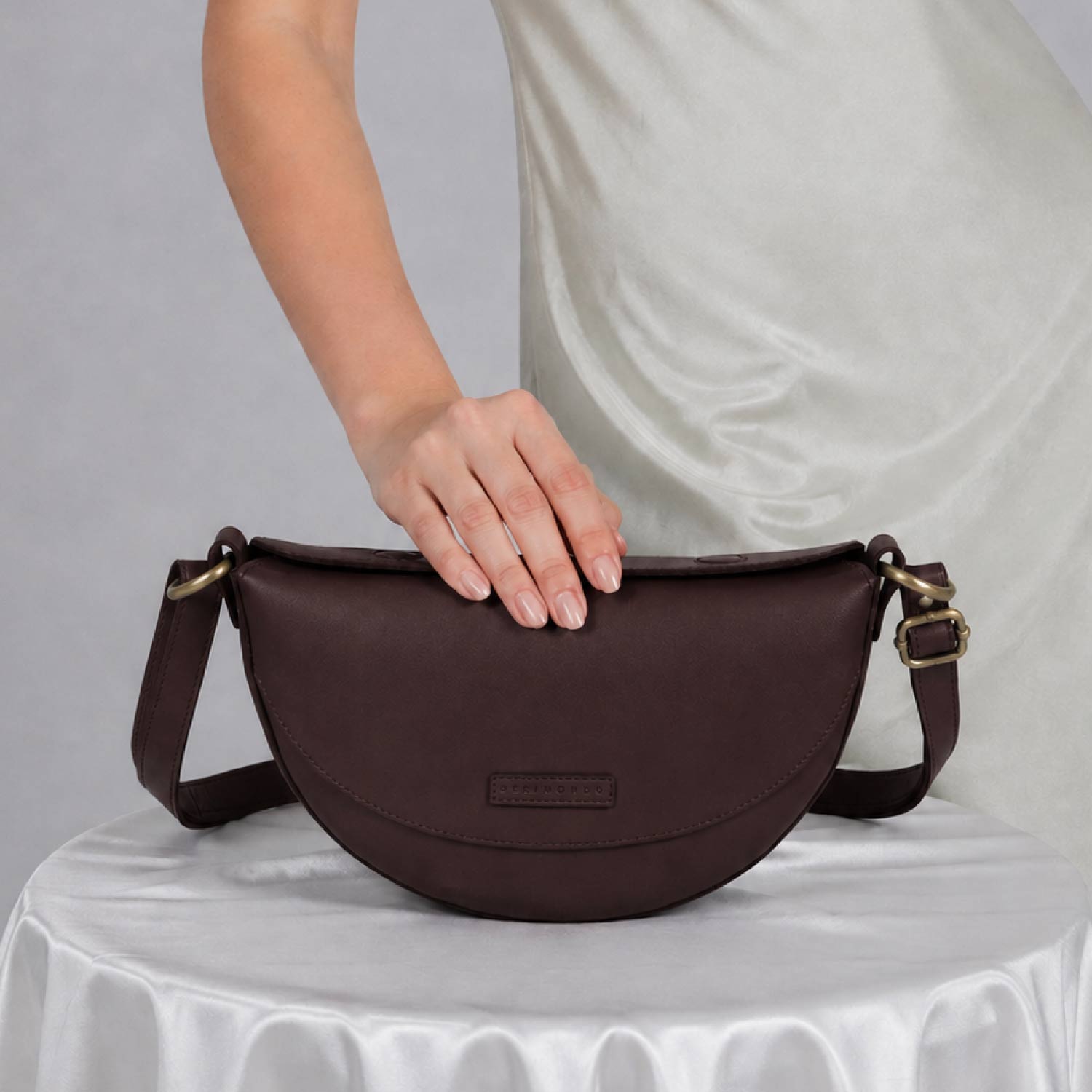 #Color_Chocolate Brown