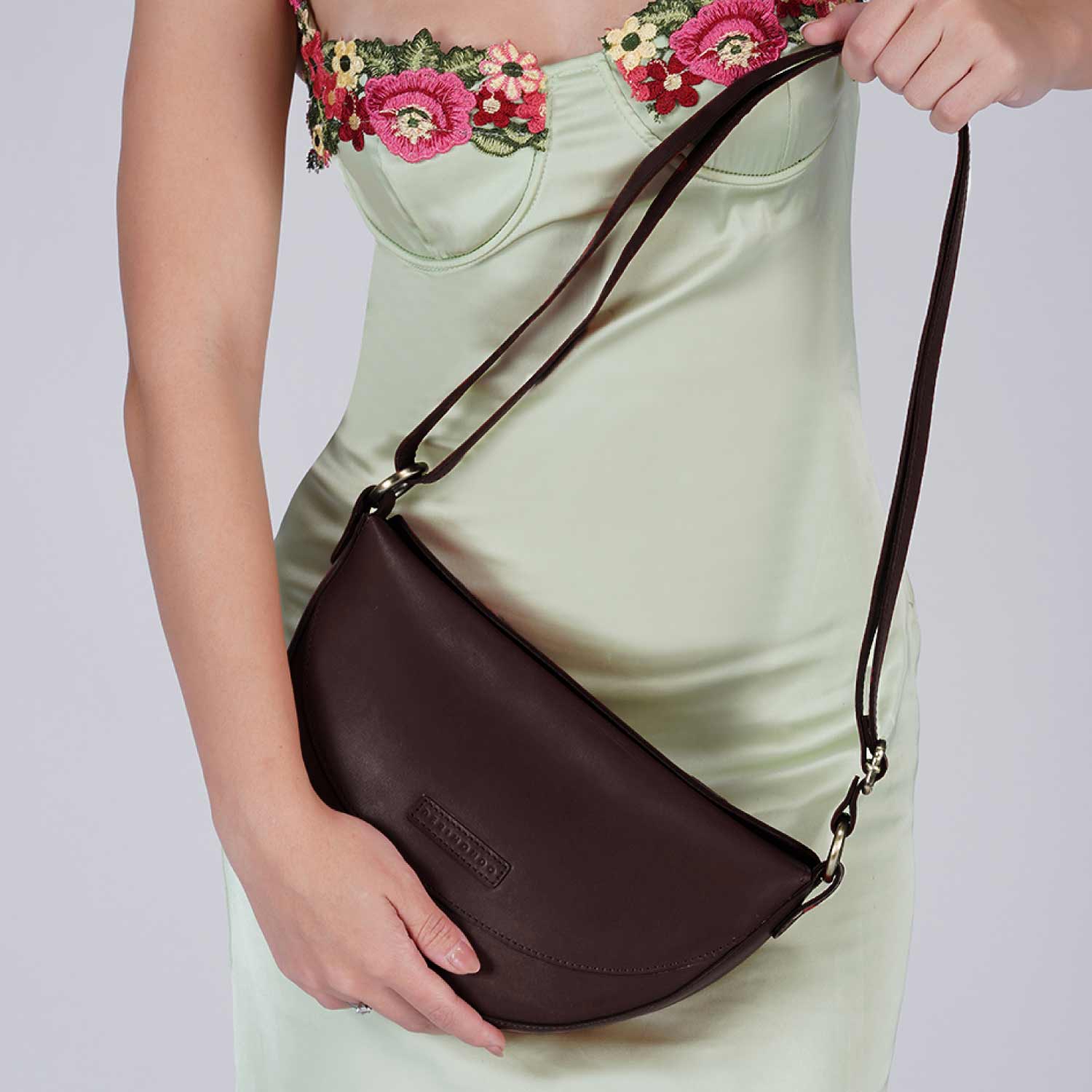 #Color_Chocolate Brown